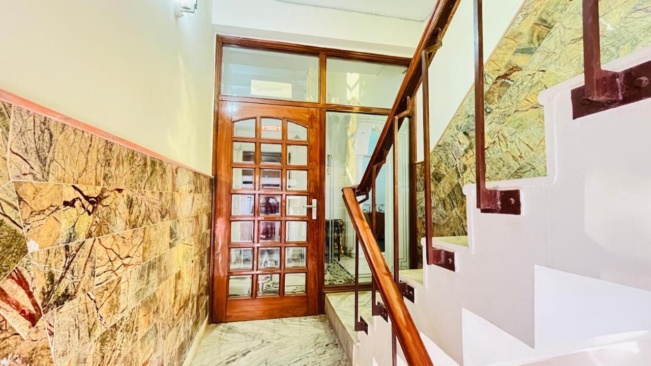 גורגאון Hotel Starline Sector 28 מראה חיצוני תמונה