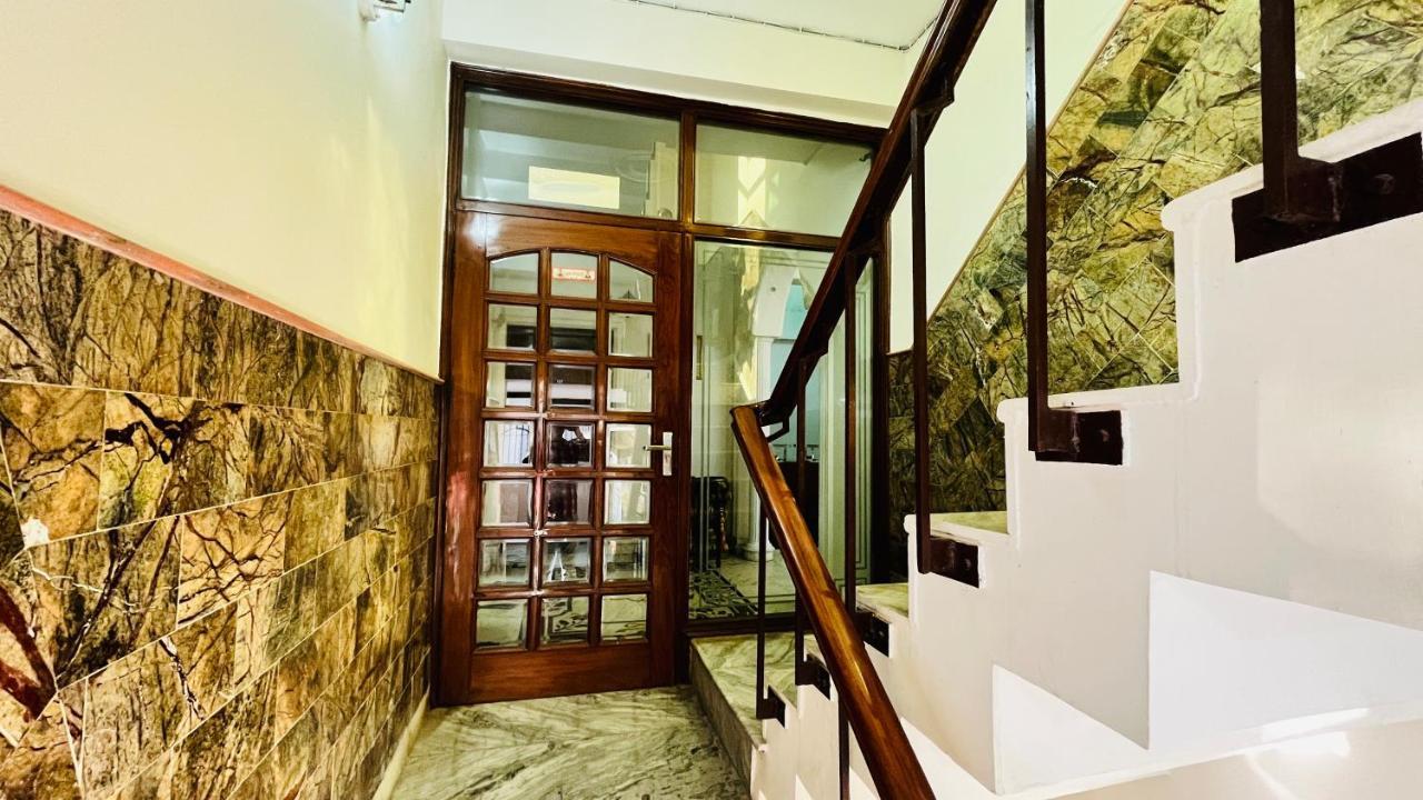 גורגאון Hotel Starline Sector 28 מראה חיצוני תמונה
